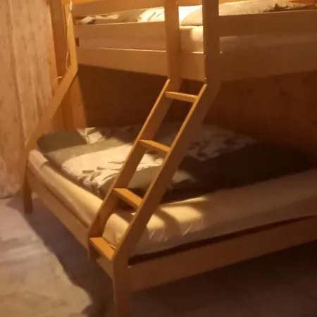 Blockhaus Am Stadtrand Von Wien Prázdninový dům *